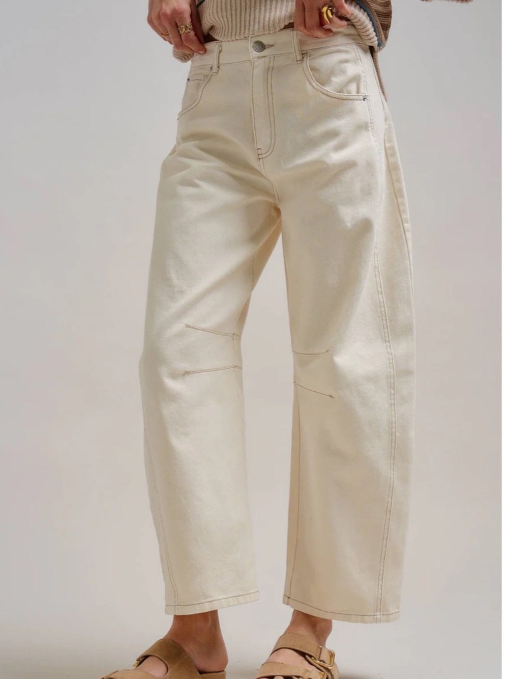 Olivaceous ecru barrel Jeans - Picture 2 of 4
